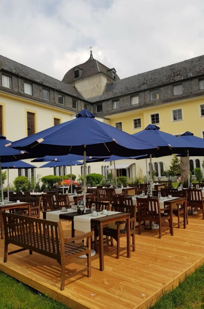 Domaene-Walberberg-Carea-Außenansicht